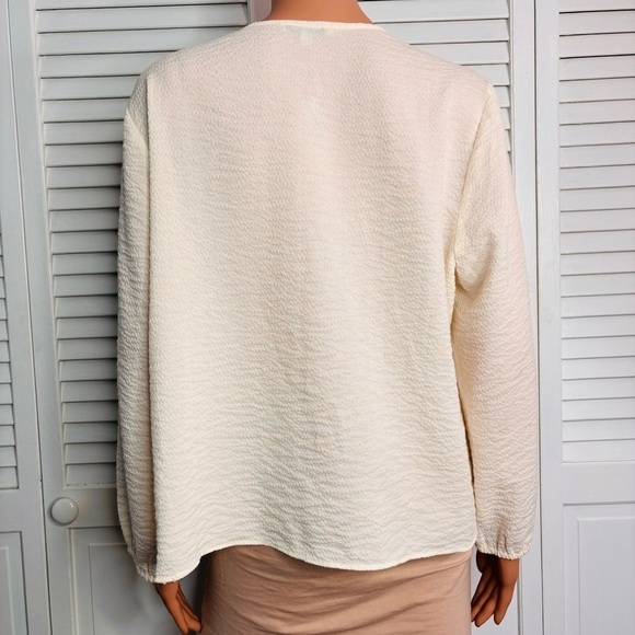 MADEWELL Cream Button Down Textured V-Neck Blouse Size XL - Picture 8 of 9